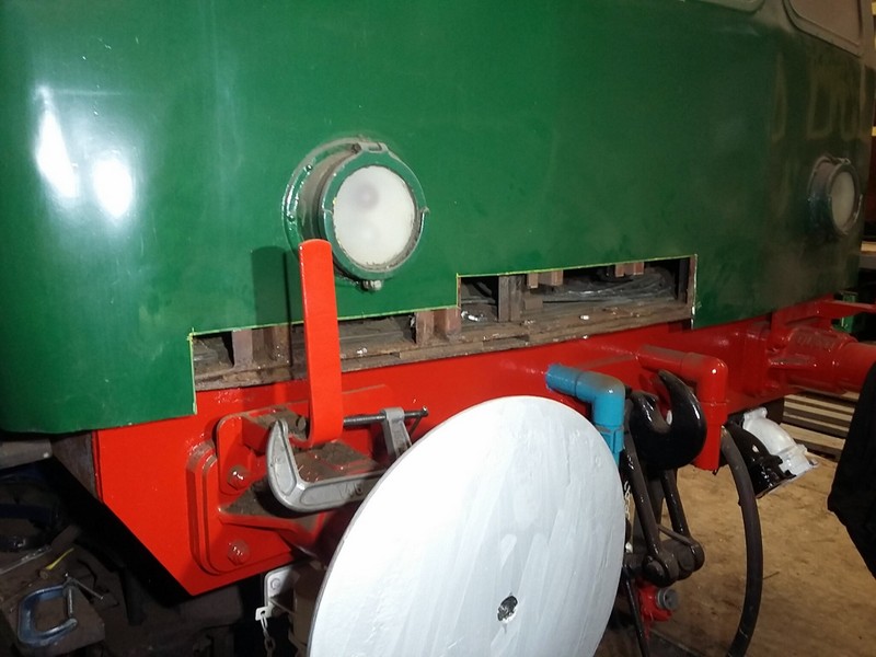Class 127: Bodywork damage at the cab end