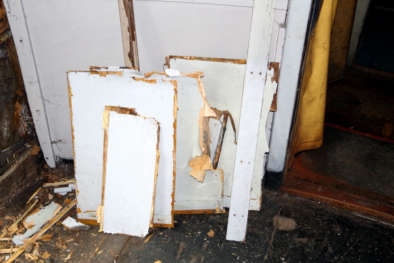 Class 104: Water-damaged timber panels