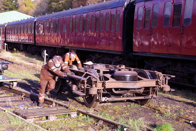 Class 109: No. 2 bogie being moved out of the way