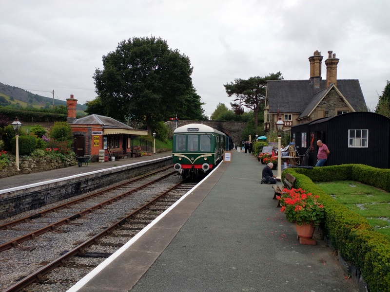 Hybrid class 104/108 at Carrog