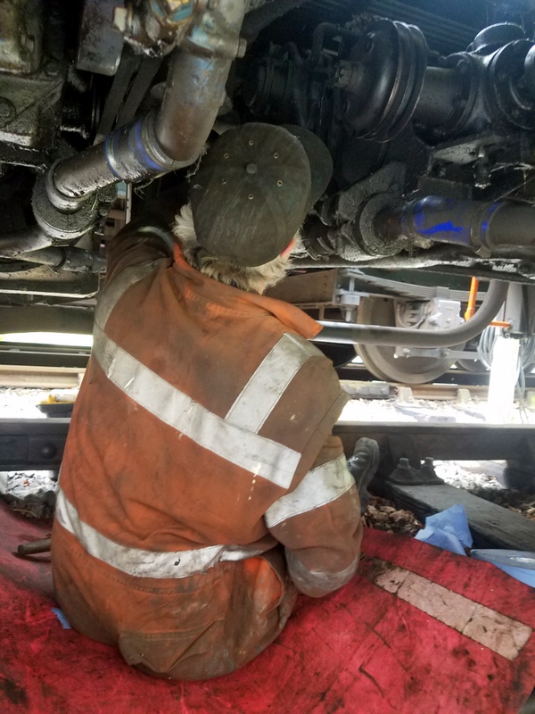 Class 109: Dismantling the no. 1 engine
