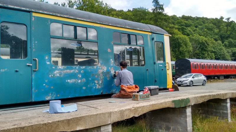 Class 104: Repairing the bodywork on 50528