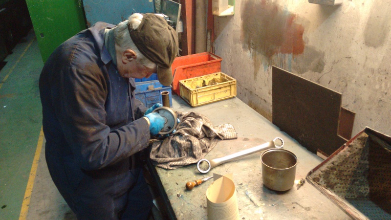 Class 104: Cleaning a centrifugal oil filter