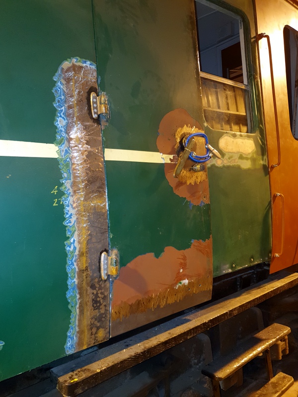 Class 127: Repairing the luggage door on the secondman's side