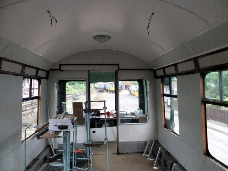 Class 100: The small compartment in the trailer car 56097