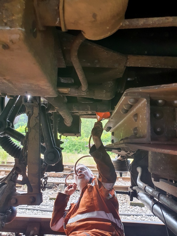 Class 108: Listening for vacuum leaks