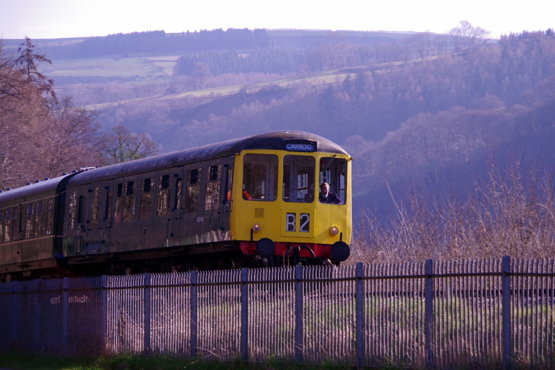 Hybrid class 104/108 unit passing Pentrefelin on 20/03/22