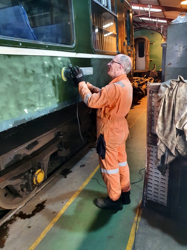 Class 108: Flattening the paint on 51933