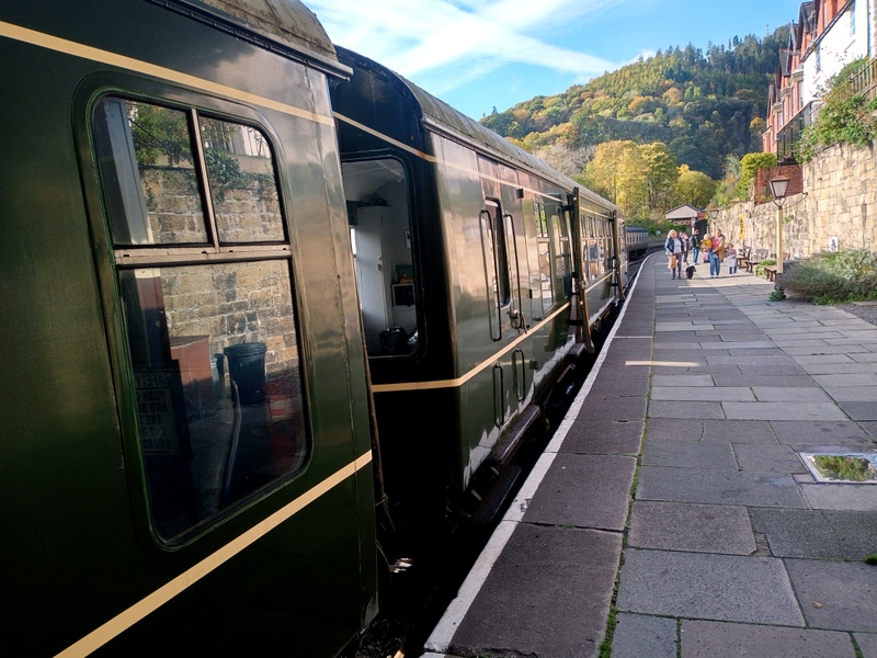 Class 108 at Llangollen Station on 28/10/22