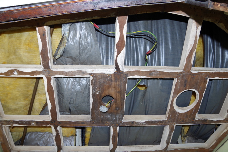 Class 104: Missing toilet ceiling in 50528