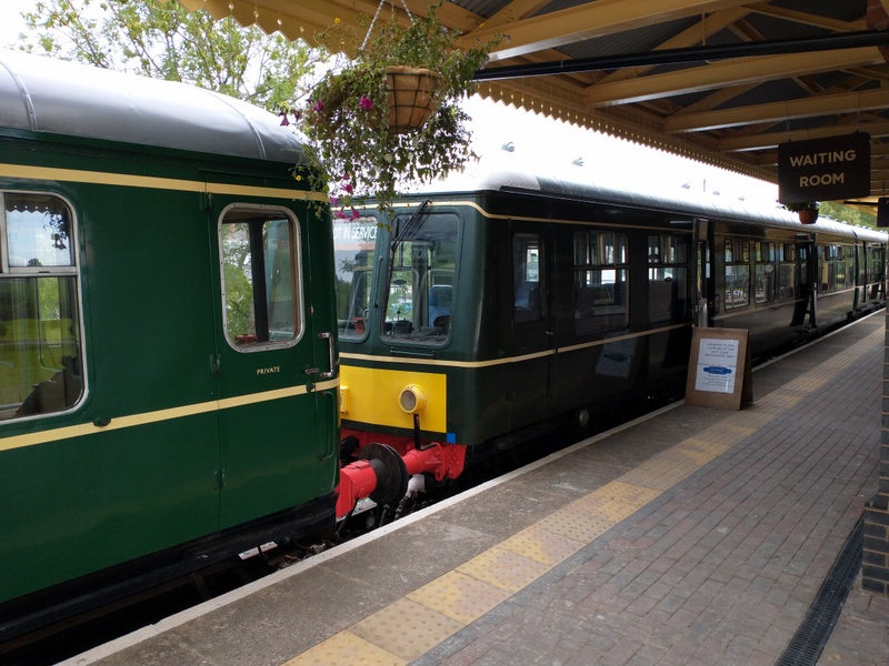 Class 108+109 at Corwen on 08/08/23