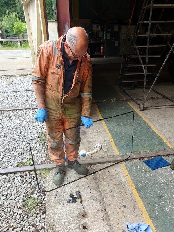 Class 104: Crack glass++