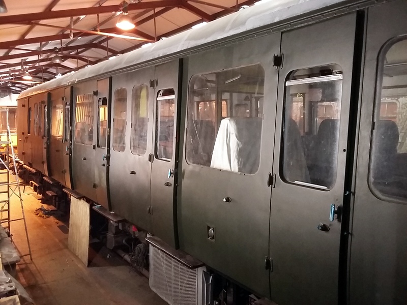 Class 127: Dark green undercoat