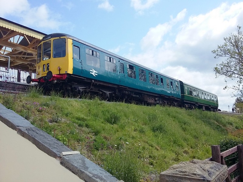 Hybrid class 104/108 at Corwen Central Station