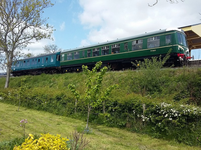 Hybrid class 104/108 at Corwen Central Station