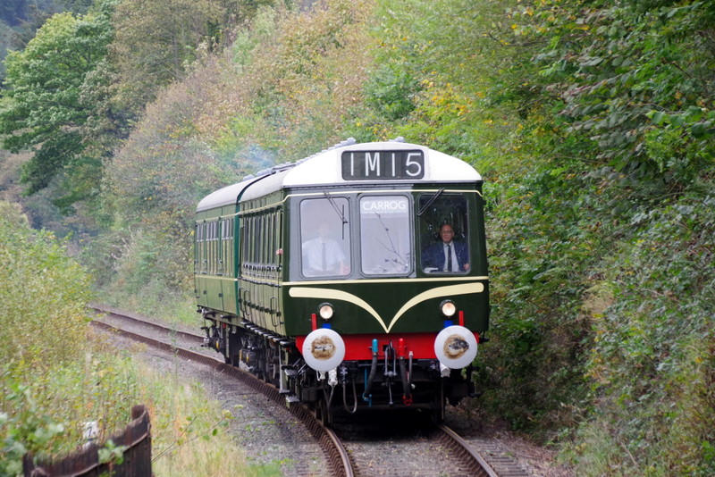 Hybrid class 127/108 approaching Berwyn on 07/10/23