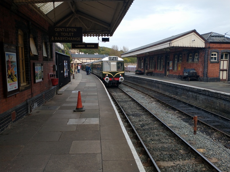 4-car Hybrid class 127/108 + class 108 waiting to depart Llangollen on 07/10/23