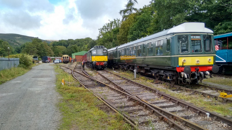 Class 25 D7659 at Pentrefelin on 26/08/23