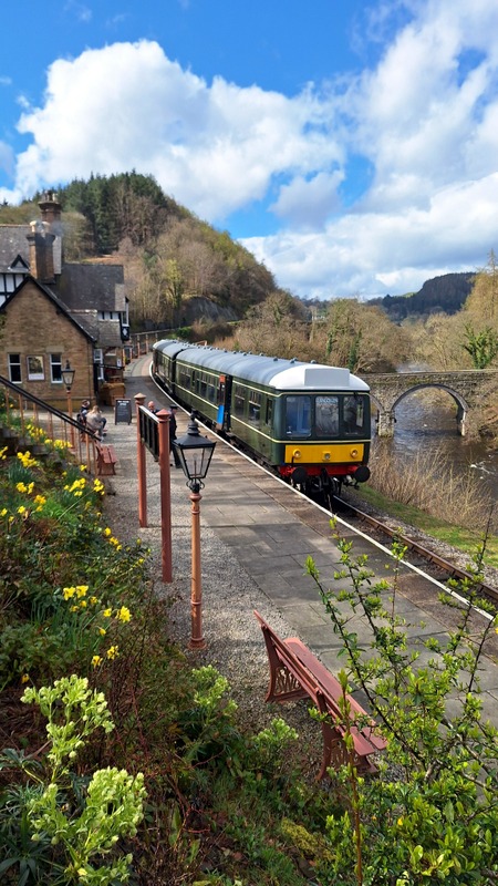 Class 108: At Berwyn Station with a Berwyn Shuttle service on 30/03/24