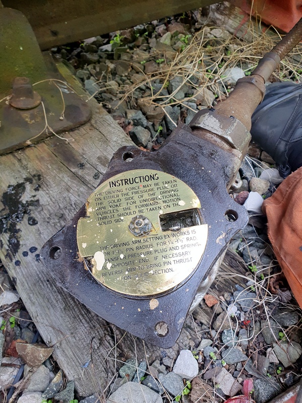56223: Axle-driven generator for the speedometer