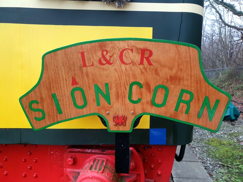 Class 108: Festive decorations for the Sion Corn specials