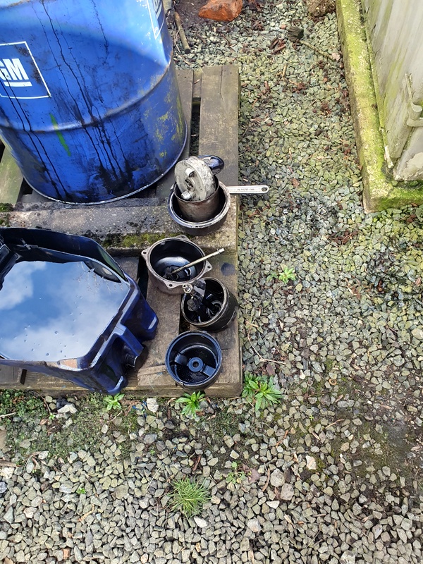 Class 109: Components of the removed centrifugal oil filters
