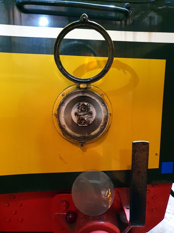 Class 108: A marker light of 51933 before cleaning and painting