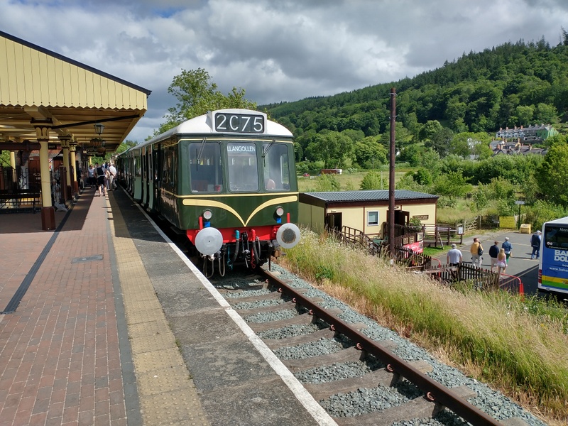 Class 127 no. 51618 at Corwen on 27/06/24