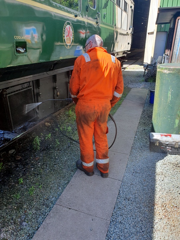 Class 109: Steam-cleaning a radiator