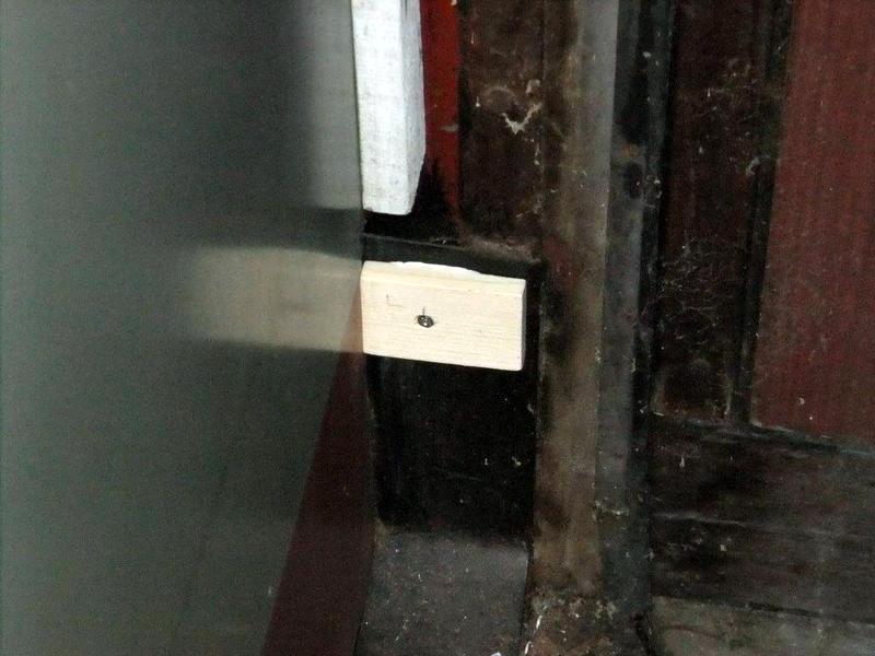 Class 105: One of six panel supports fitted