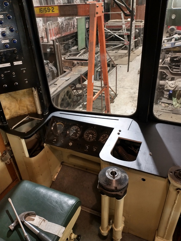 Class 109: New cab desk in 50416