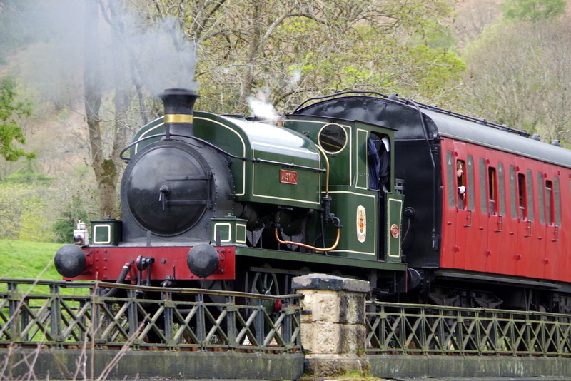 Austin 1 passing Pentrefelin Yard on 13/04/25