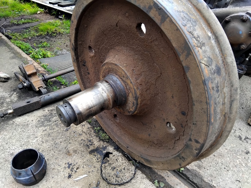 Class 104: Wheel bearing removed!