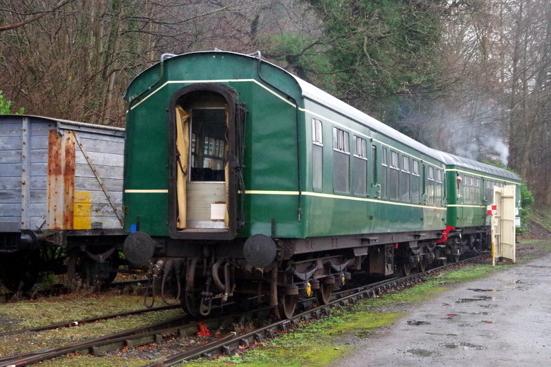 Class 109 power car shunting class 108 trailer 56223 at Pentrefelin on 21/12/25