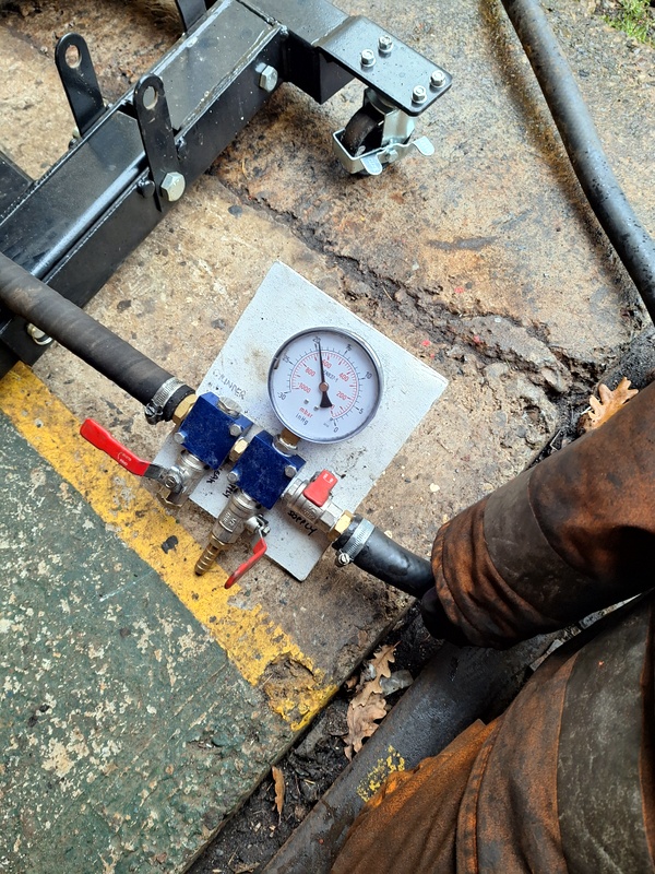 Class 109: Testing a vacuum brake cylinder