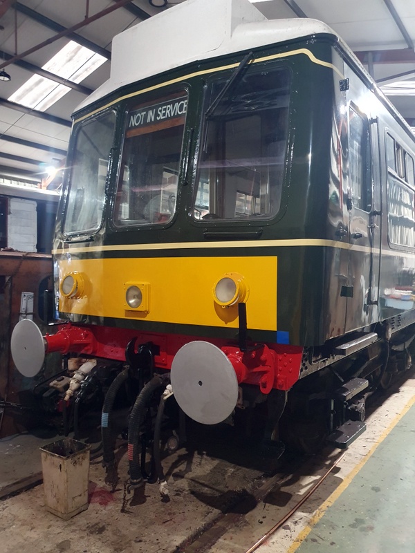 Class 108: The cab of the trailer car following repaint