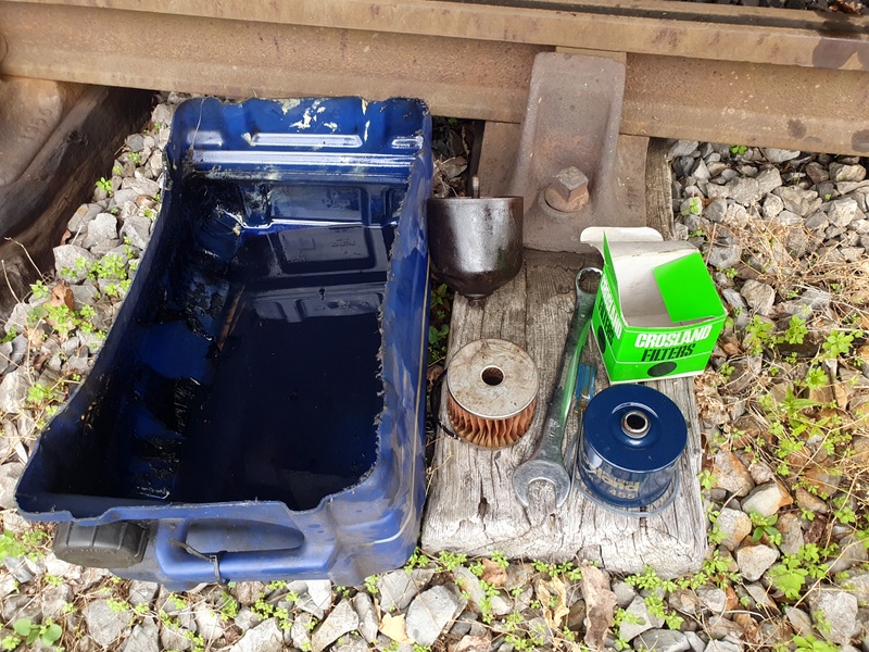 Class 108 56223: Heater fuel filter change