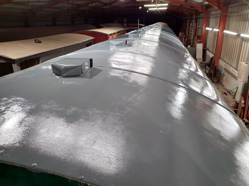 Class 109: Freshly-painted roof on 50416