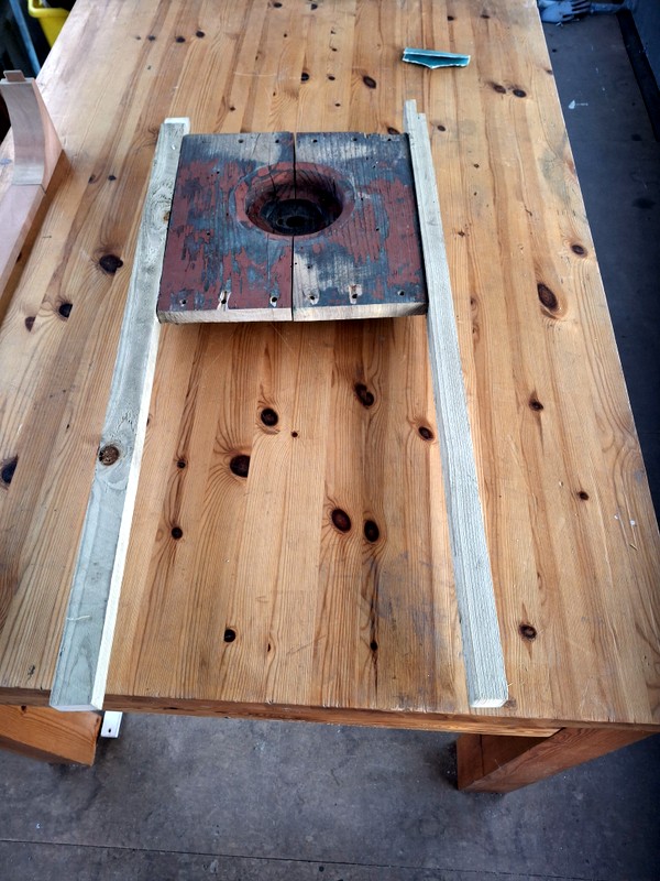 Class 100: Repaired lamp holder