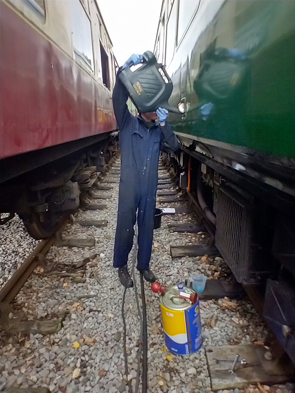 Topping up the antifreeze