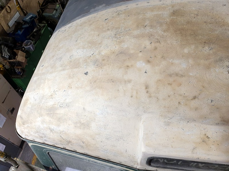 Class 108 56223: Fibreglass cab roof after sanding