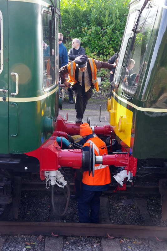 Separating classes 109 and 108 at Glyndyfrdwy on 05/10/25