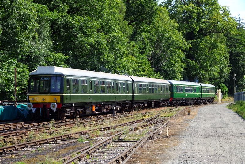 Classes 108 and 109 at Pentrefelin Classes 108 and 109 at Pentrefelin