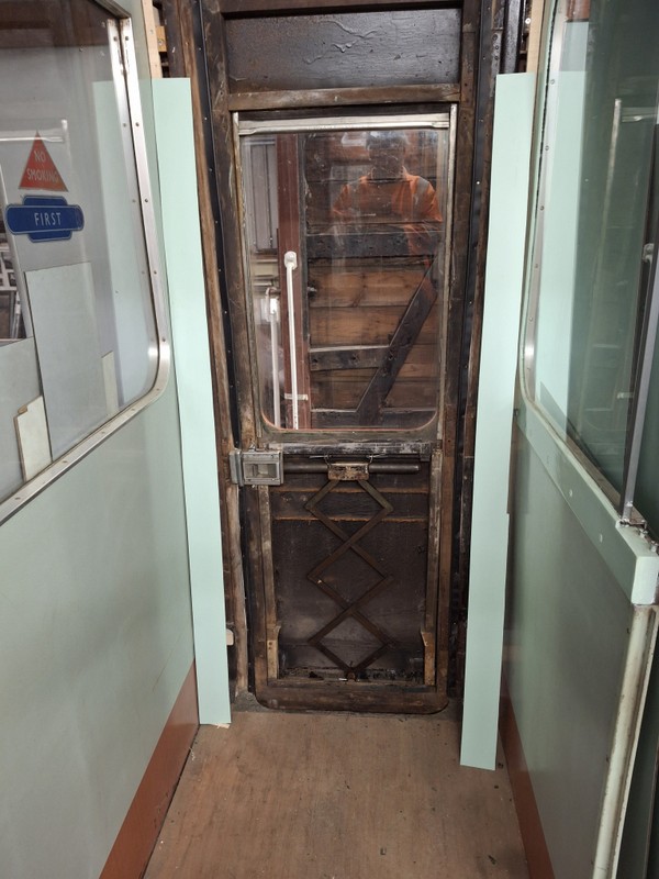 Class 105: Wall panelling Class 105: Wall panelling