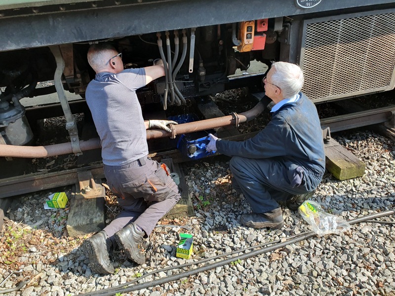 Class 110: Changing fuel filters