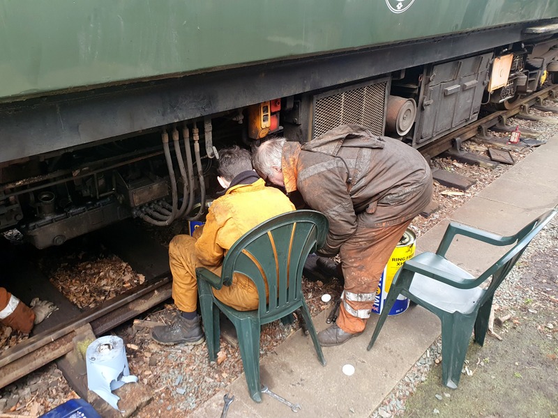 Class 110: Discussing engine oil changes