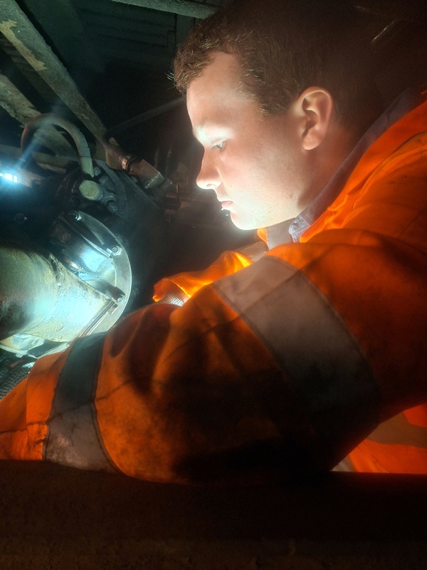Class 110: Greasing transmission components