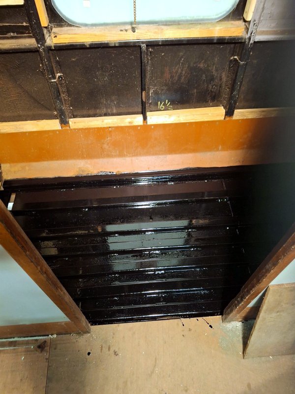 Class 105: Toilet floor