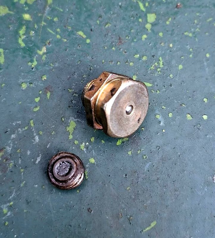 Class 110: Grease nipple sheared off