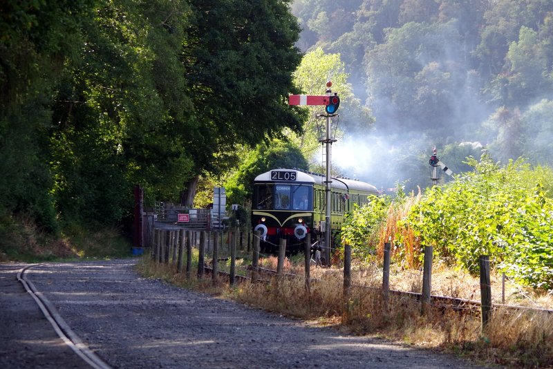 Hybrid class 127/108 leaving Llangollen for Corwen on 23/08/26